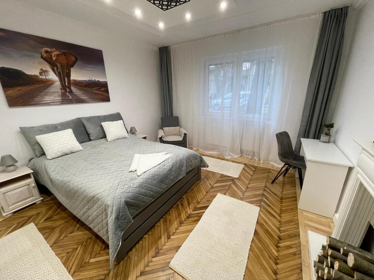 Season One Apartman Szeged Exterior photo